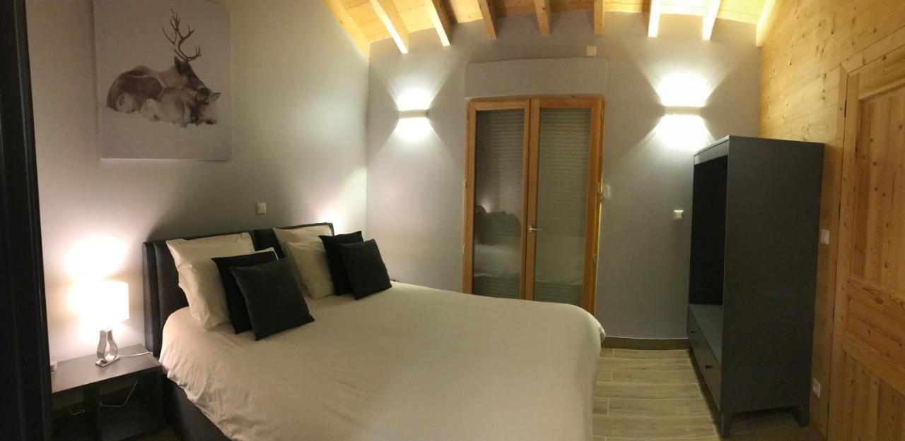 Chalet Barbara With Swimming Pool In The Heart Of Oisans Le Bourg-dʼOisans Esterno foto