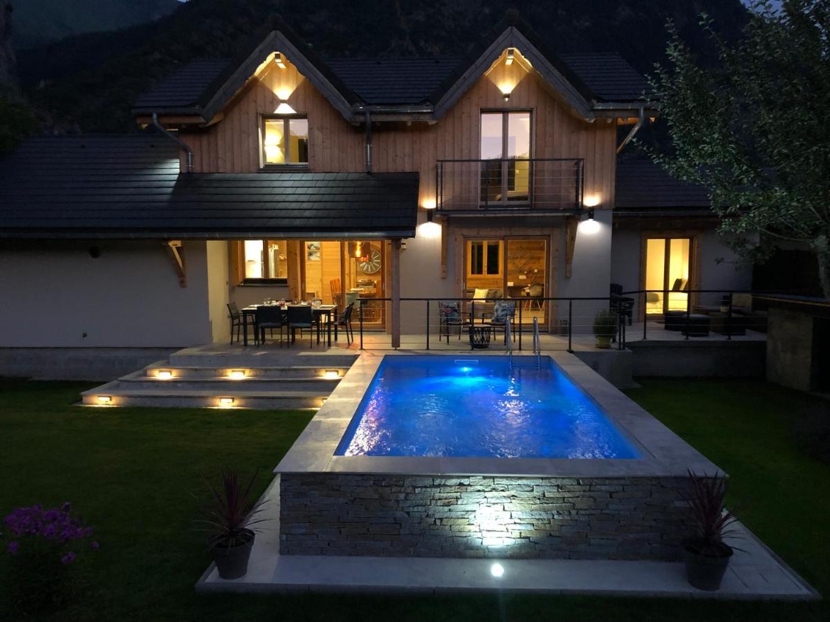 Chalet Barbara With Swimming Pool In The Heart Of Oisans Le Bourg-dʼOisans Esterno foto